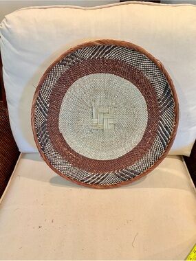 One of a Kind! NEW Woven Basket. Made by Binga people of Zambia Zimbabwe Africa